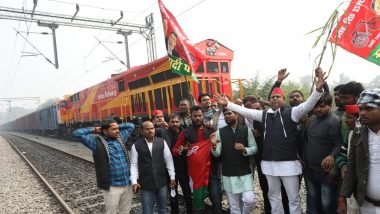 Bharat Bandh: Samajwadi Party Workers Take to Streets in Uttar Pradesh to Support Farmers