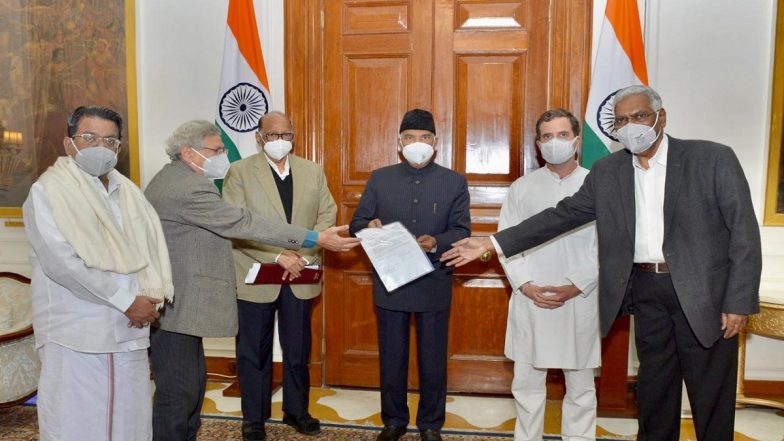 Farmers' Stir: Opposition Delegation Including Rahul Gandhi, Sharad Pawar Meet President Ram Nath Kovind, Seek Repeal of Farm Laws