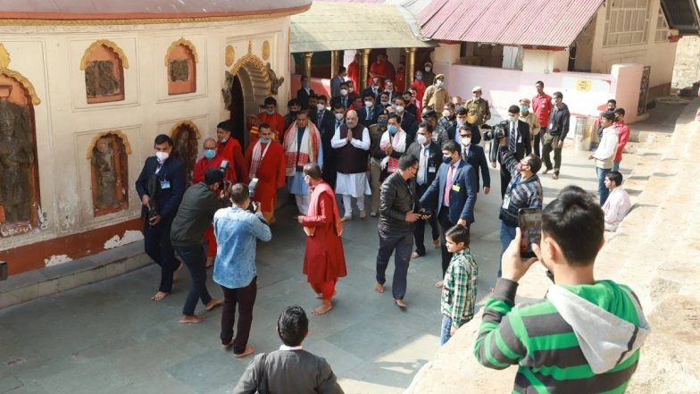 Amit Shah, Sarbananda Sonowal, Himanta Biswa Sarma Offer Prayers at Assam’s Kamakhya Temple