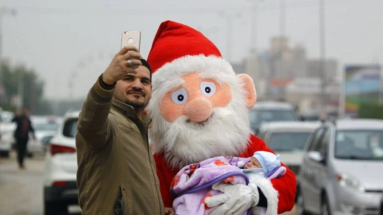 Muslims Across Iraq Send Handwritten Christmas Cards to Dwellers of Qaraqosh Town (Watch Video)