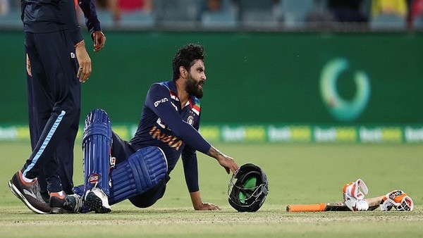 Ravindra Jadeja Ruled Out of T20I Series vs Australia After Suffering Concussion, Shardul Thakur Replaces All-Rounder