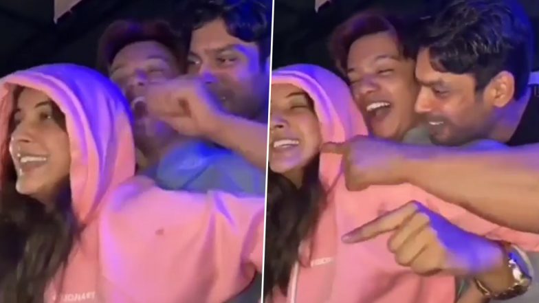 Sidharth Shukla and Shehnaaz Gill Party Hard in Goa, Groove To 'Teri Bhabhi' Song (Watch)