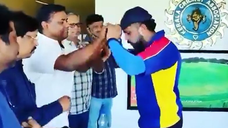 Sreesanth Reacts After Receiving Kerala Cap for Syed Mushtaq Ali T20 Trophy 2021