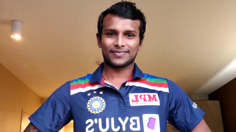 T Natarajan First Wicket Video: New Indian Cricket Team Pacer Removes Marnus Labuschagne to Scalp His Maiden International Wicket