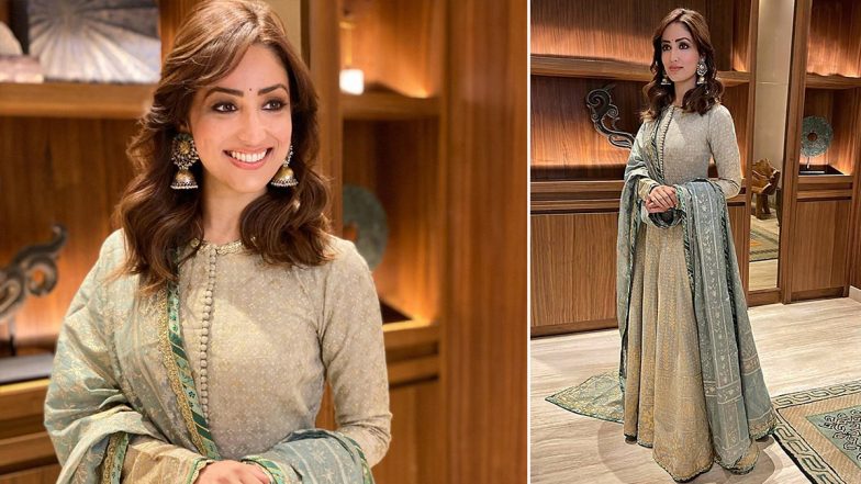 Yami Gautam&rsquo;s Handpainted Pale Blue Kalidar Should Be on Your Festive Lustlist!