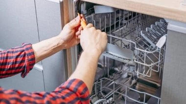 3 Tips to Maintain Your Dishwasher at Home