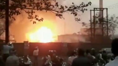 Chhattisgarh: Massive Fire Erupts in Glowing Inferno at Godavari Power Ispat Plant in Raipur (Video)