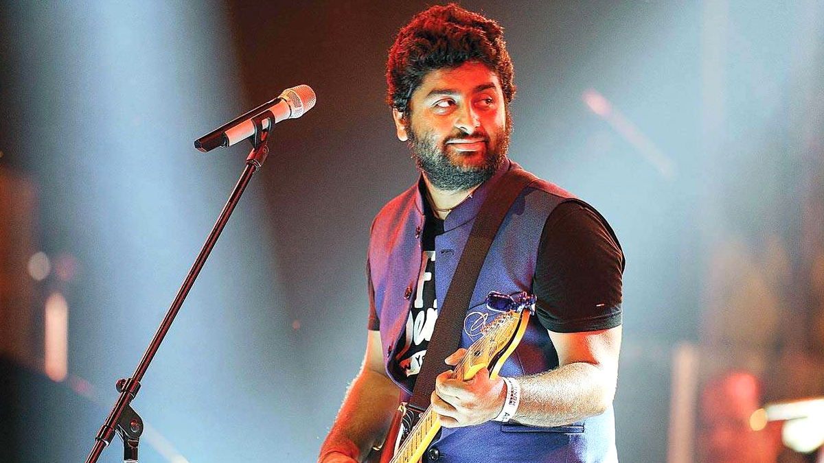 Bollywood News Arijit Singh To Perform Live For The First Time After