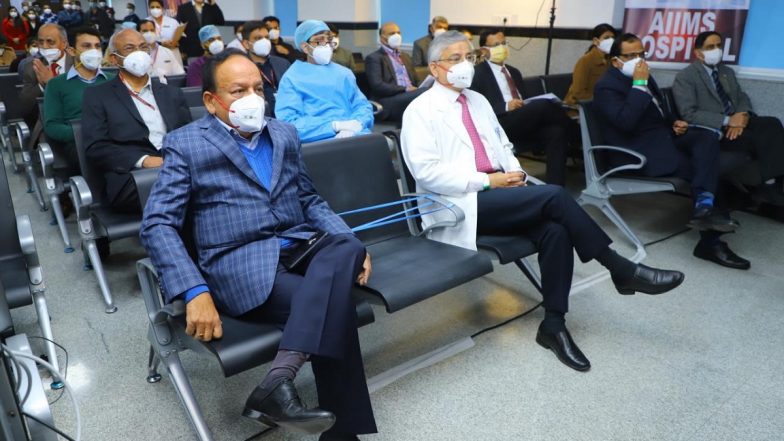 COVID-19 Vaccination Drive in India: Health Minister Harsh Vardhan Says ‘Coronavirus Vaccines Sanjivani in Fight Against Pandemic’
