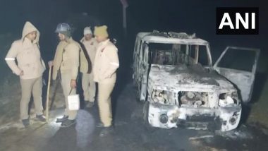 Uttar Pradesh: Locals Set Police Vehicle on Fire in Mau After Man was Shot Dead