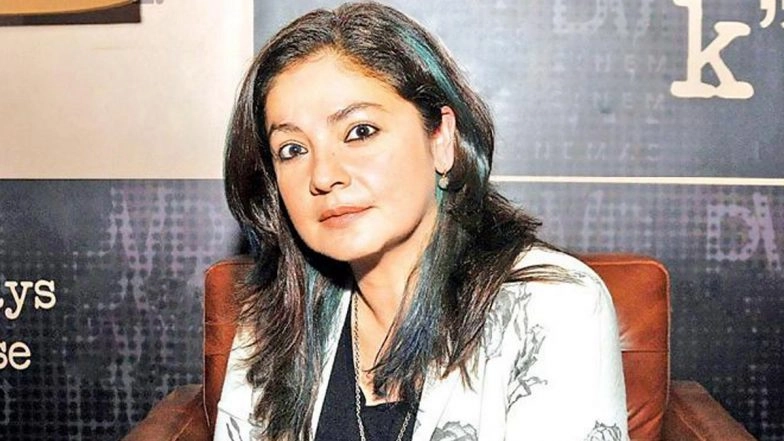 Pooja Bhatt Urges Everyone To Wear Face Mask As COVID-19 Pandemic Isn’t Over Yet (Read Tweet)