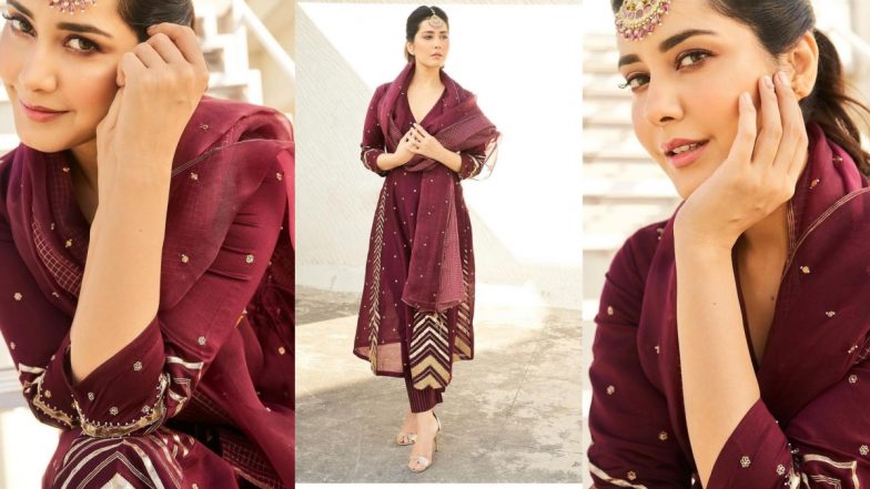 Raashi Khanna’s Jamuni Angarakha Looks Like a Festive Must-Have!