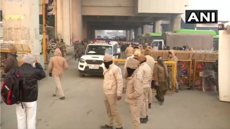 Farmers' Protest: Farmers At Ghazipur Border Continue Sit-in Protest,  Security Tightened at Several Places, Check Roads That Are Closed Today