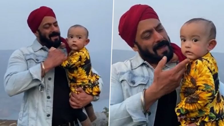 Salman Khan Tries to Grab Little Ayat’s Attention While She Only Has the Eye for the Camera in This Adorable Video (Watch Clip)