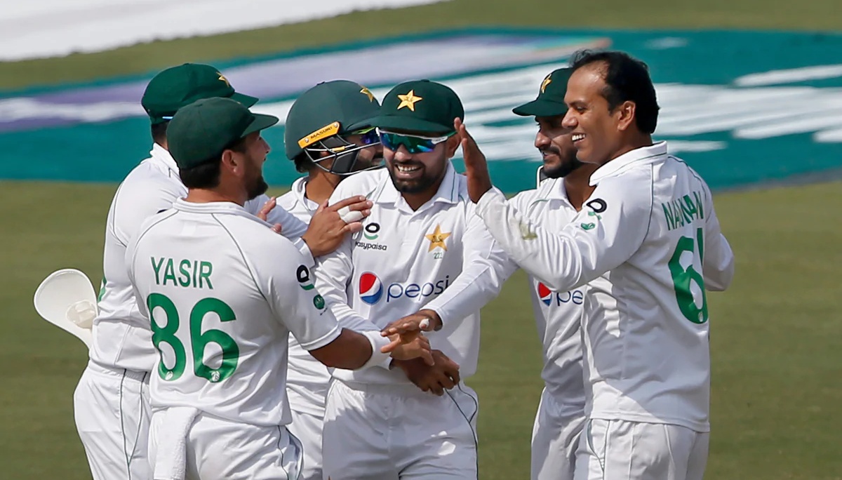 Pak Vs Sa 2021 : South Africa Team Clear Covid 19 Tests ...