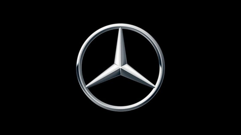 Mercedes-Benz Recalls 1.29 Million Vehicles Due to Failure in eCell Software