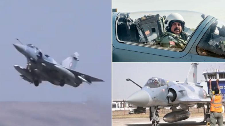 Balakot Airstrikes 2nd Anniversary: IAF Chief RKS Bhadauria Takes Multi-Aircraft Sortie (Watch Video)