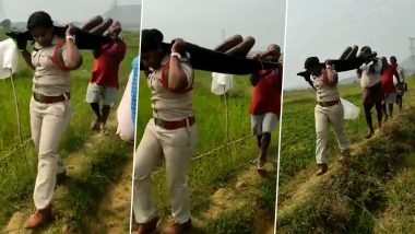 Woman Sub Inspector Carries Elderly Man's Dead Body on Shoulders for 2 KM, Performs His Last Rites in Andhra's Srikakulam (Watch Video)