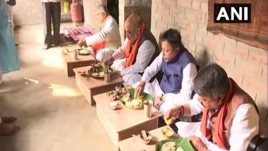 West Bengal Assembly Elections 2021: Amit Shah Had Lunch at Migrant Bangladeshi Family's Home in Narayanpur Village