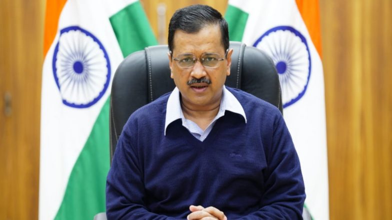 Arvind Kejriwal to PM Narendra Modi: ‘Sir, I Pray to You With Folded Hands To Help Us With Getting Delhi’s Quota of Oxygen in Time’; Watch Video