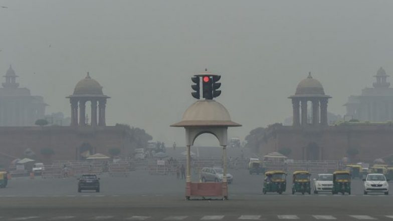 Delhi Air Pollution: Air Quality Continues to Remain in 'Very Poor' Category in National Capital, AQI Stands at 339