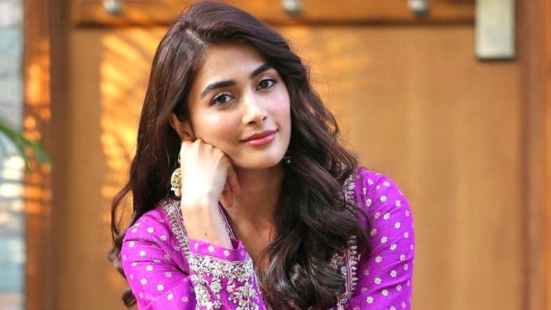 Pooja Hegde Tests Positive for COVID-19; Radhe Shyam Actress Goes Into Home Quarantine (View Post)