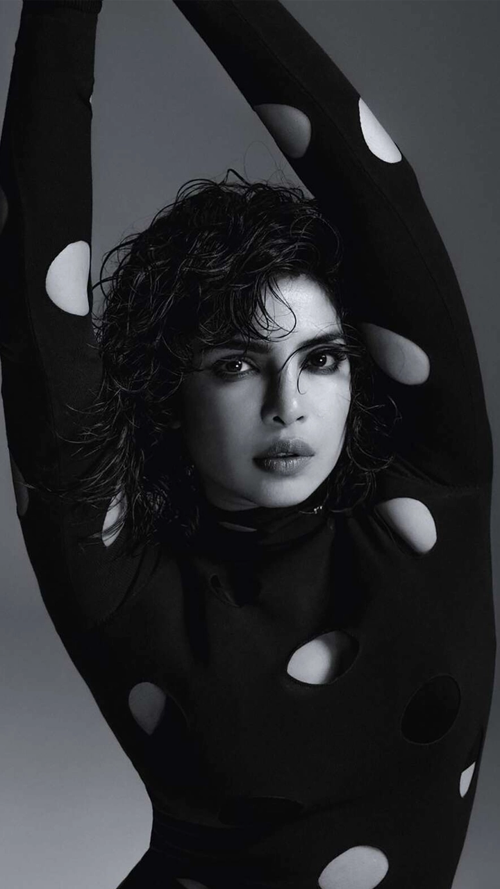 Priyanka Chopra Looks Ravishing in Monochrome Photoshoot for Elle UK’s March 2021 Issue
