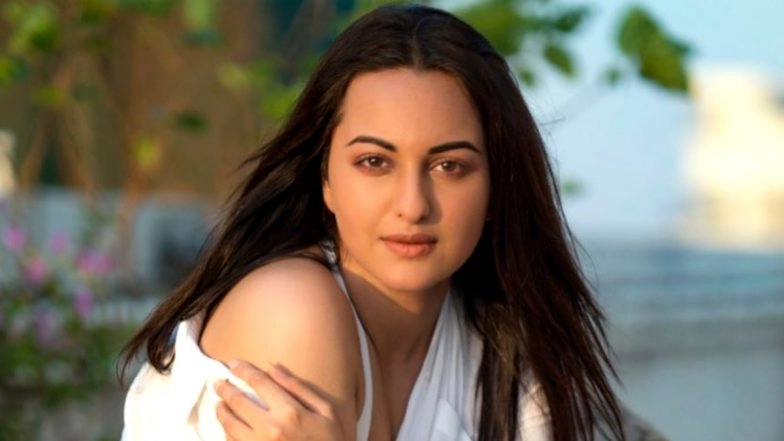 Sonakshi Sinha Supports Rihanna's Tweet On Farmer Protests; Shares A Message On What An Oppressor Wants