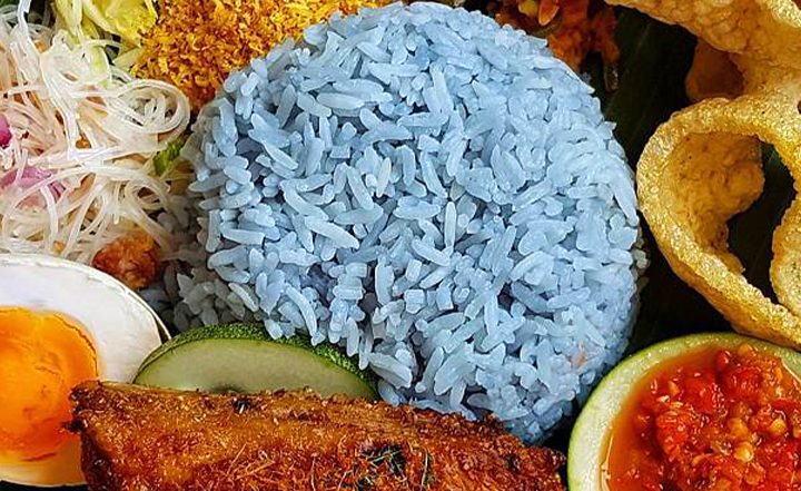 Blue Rice or Nasi Kerabu, This Asian Cuisine Rice Dish Is Taking Instagram by Storm
