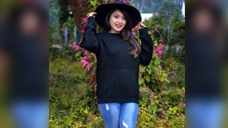 Ritika Pan, A Dentist By Profession Who Has Taken Internet By Storm With Her Fashion &amp; Beauty!