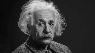 Albert Einstein Birth Anniversary: Twitterati Pay Tribute to the Theoretical Physicist By Sharing Images, Quotes and Throwback Videos