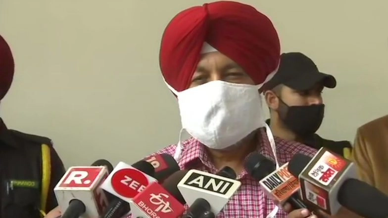 COVID-19 Surge in Punjab: Cinema Halls to Operate at 50% Capacity; 100 People in Malls At a Time; Silence Hour on Saturdays For People Who Died of Coronavirus