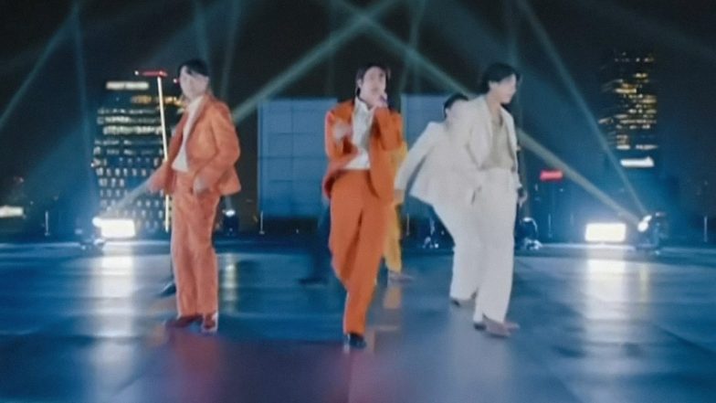 Grammy Awards 2021: BTS Performs Dynamite at the Grammys and Their Scintillating Performance Is Unmissable (Watch Video)