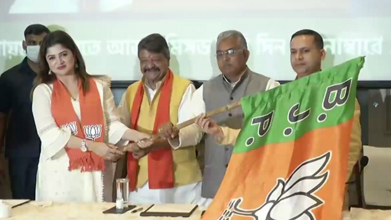 Bengali Actor Srabanti Chatterjee Joins BJP in Kolkata