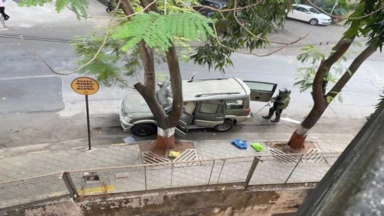 Bomb Scare Near Antilia: Hiren Mansukh, Man Linked to Abandon SUV Near Mukesh Ambani's Home, Alleged Harassment in Letter Written to Uddhav Thackeray Before His Death