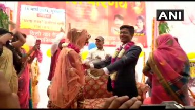 Madhya Pradesh: Couple Ties Knot at Farmers' Protest Site in Rewa to Extend Support to Farmers' Agitation Against The New Farm Laws