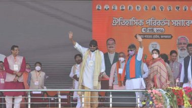 Mithun Chakraborty Joins BJP at PM Narendra Modi's Poll Rally at Brigade Ground in Kolkata Ahead of West Bengal Assembly Elections 2021