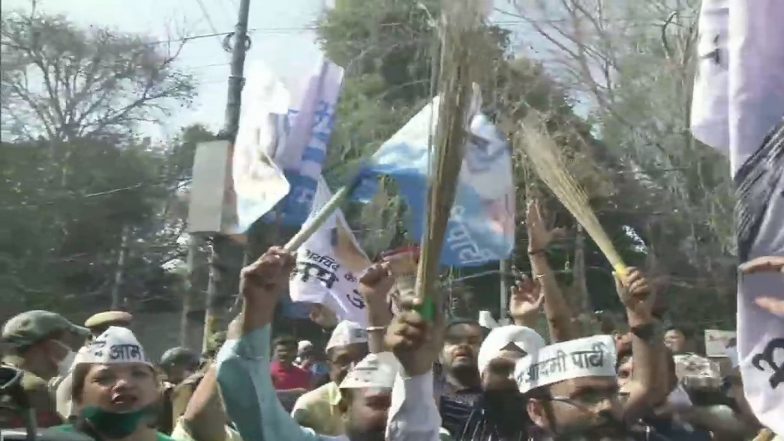 MCD Bye-Election Results 2021: AAP Wins 4 Wards, Congress Bags 1 in Delhi Civic Body Bypolls