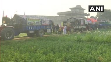 Farmers in Amritsar Prepare Tractor Trollies for Summer Season Before Leaving for Delhi Where They’re Continuing Their Agitation Against Farm Laws (See Pics)