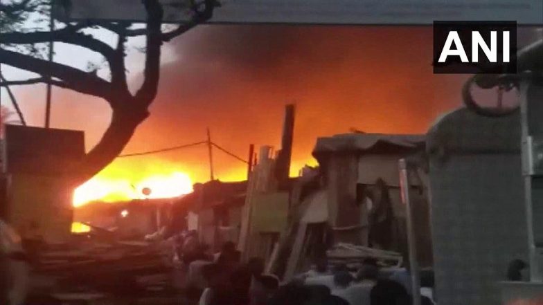 Mumbai: Fire Breaks Out at Godown in Goregoan East, Fire Fighting Operation Underway