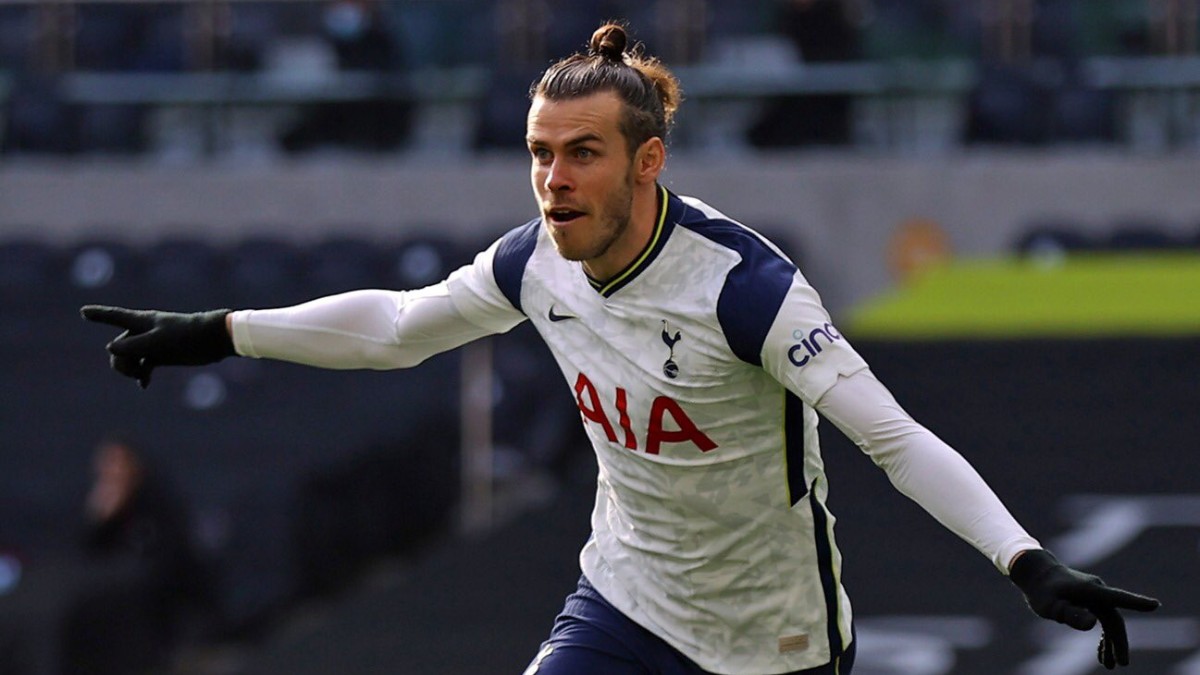 Gareth Bale: Tottenham close to signing winger on loan from Real