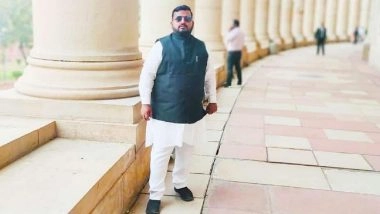 Vishal Dilip Bhujbal, a Youth From Maharashtra Is an Epitome of Selflessness Because of His Social Service Work