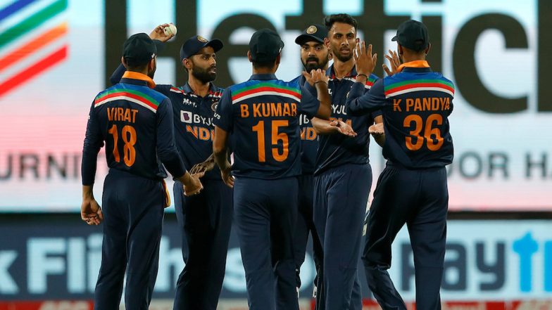 IND vs SL 1st ODI 2021 Toss Report & Playing XI Update: Sri Lanka Opts To Bat as Ishan Kishan and Suryakumar Yadav Make Debuts