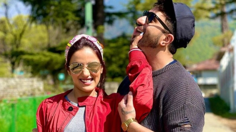 Aly Goni's Possessive Side Comes Out After A Fan Asks About Girlfriend Jasmin Bhasin 