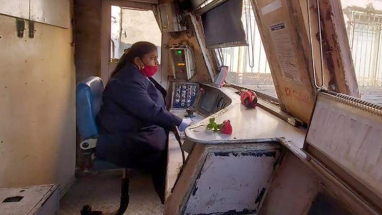 Manisha Mhaske Pilots CSMT-Panvel Local On The Occasion of International Women's Day 2021; Central Railway Shares Picture