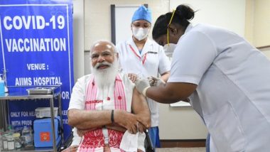 PM Narendra Modi Takes First Dose of COVID-19 Vaccine at AIIMS in Delhi, Sister P Niveda From Puducherry Administers Covaxin to the Prime Minister (Watch Video)