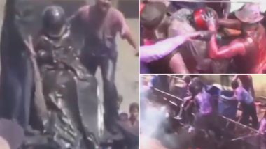 Juta Maar Holi in Shahjahanpur: Laat Sahab ka Juloos, Unique Holi 2021 Celebration in UP District Gathers Huge Crowd (Watch Video)