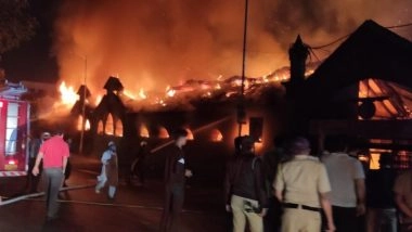 Fire Breaks Out at Shivaji Market in Pune, 25 Shops Gutted
