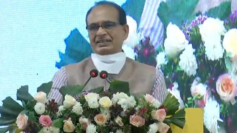 COVID-19 Vaccination in Madhya Pradesh: CM Shivraj Singh Chouhan Announces Free Coronavirus Vaccine For People Above 18 Years