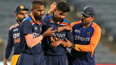 Shreyas Iyer Injury Update: Delhi Capitals Skipper Doubtful for IPL 2021 After Dislocating Shoulder While Fielding During IND vs ENG 1st ODI